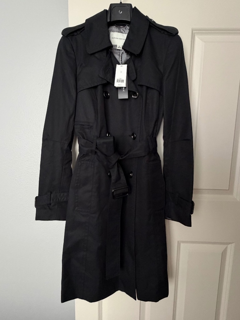 NWT Banana Republic Timeless Trench Coat